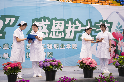 我们的护士 我们的未来——九州电竞(中国)九州有限公司成功举办5·12国际护士节活动暨授帽仪式(图13)